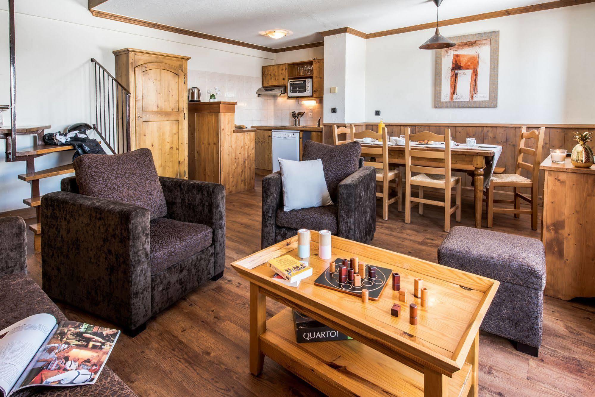 تينْيِ Chalets Montana Airelles المظهر الخارجي الصورة