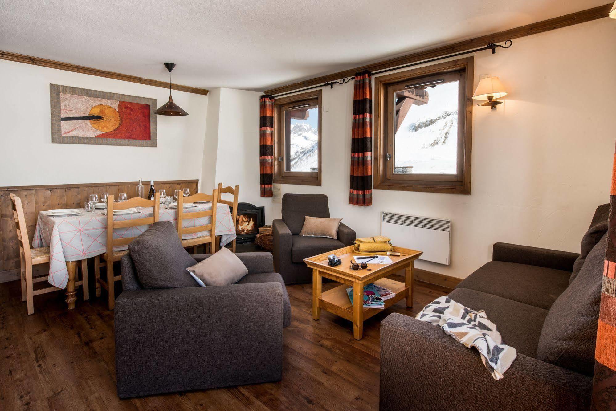 تينْيِ Chalets Montana Airelles المظهر الخارجي الصورة